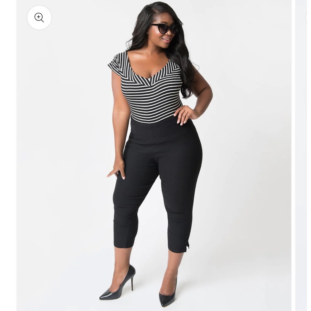 Unique vintage Rochelle 1950s black Capri